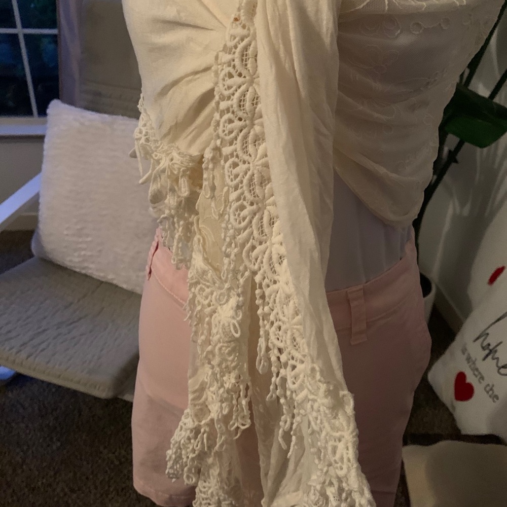 Scarf - Picture 2 of 9